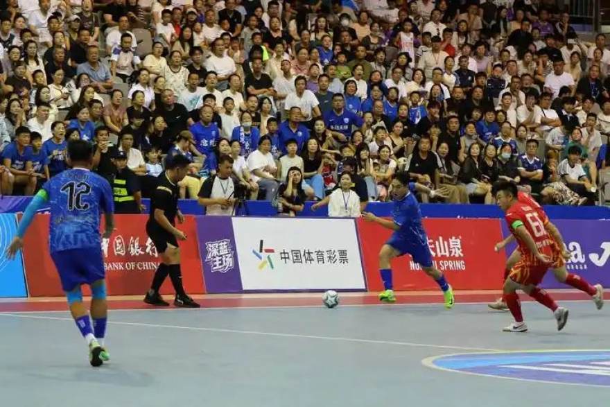 球队录像分析的日常：从画面到训练计划的转化
